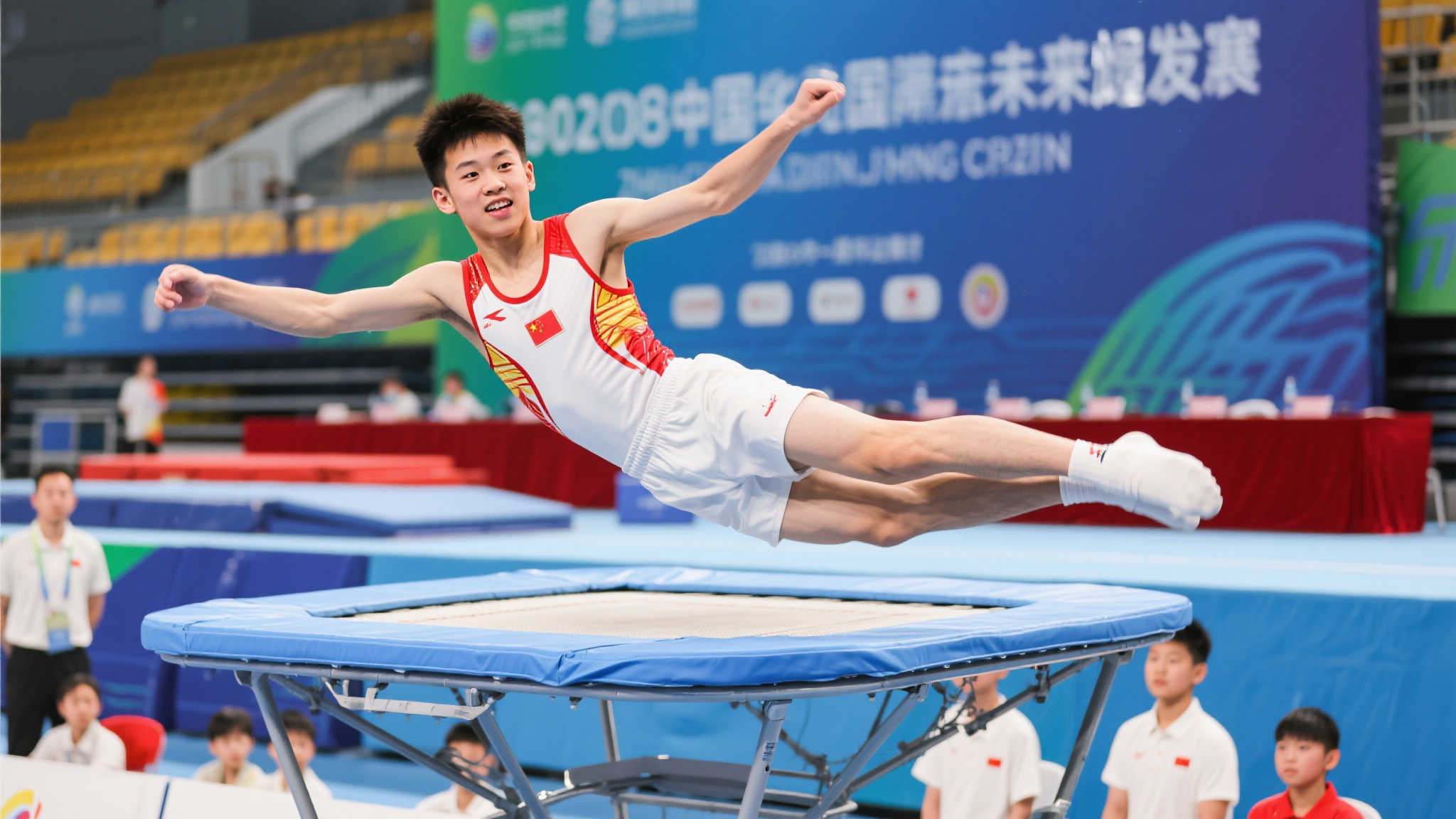 这张红牌显 这张红牌显